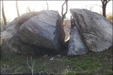 Glover's men shot at the British invaders from behind rocks like the Split Rock, which now sits beneath the Hutchinson River Parkway.